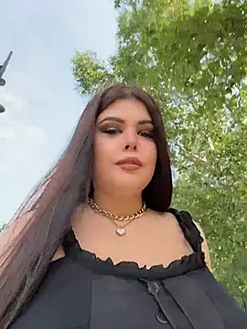 AmeliaBronze online show from July 13, 2026, 2:44 am
