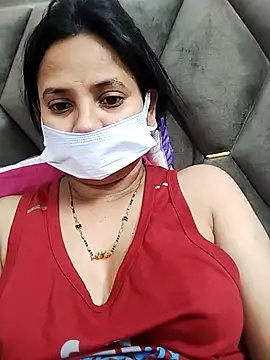 filmycoupleash1 online show from April 19, 2026, 11:55 am