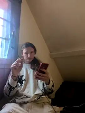 Snapshot of scvndi33 chatting on April 11, 2026, 2:32 pm scvndi33 online show from April 11, 2026, 2:32 pm