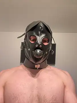 blackfurr online show from May 7, 2026, 7:06 pm