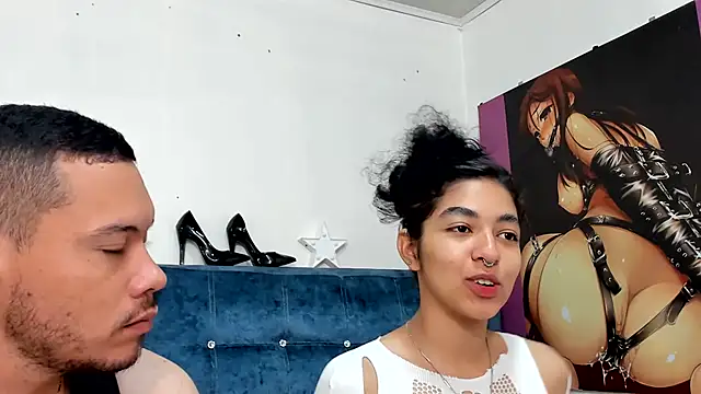 Snapshot of Aronandmoli69 chatting on July 28, 2026, 12:01 pm Aronandmoli69 online show from July 28, 2026, 12:01 pm