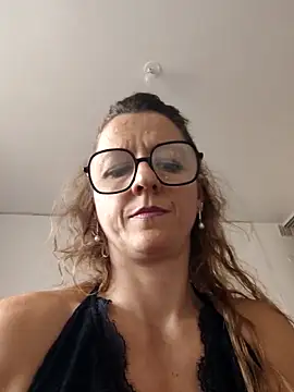 Shely5934 online show from June 9, 2026, 12:50 pm