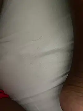 Anyy33 online show from May 4, 2026, 5:44 am
