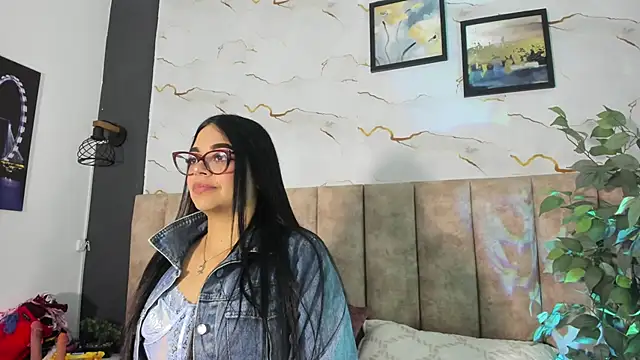 Candicewayne online show from June 2, 2026, 11:43 am