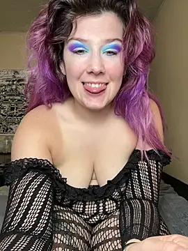 BigTexGirlie online show from April 12, 2026, 5:05 pm