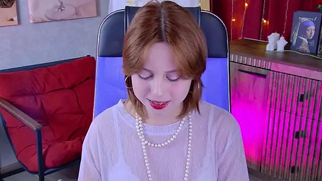 VivienneHebert online show from June 2, 2026, 12:27 pm