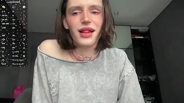 Niky Long online show from June 25, 2026, 1:16 pm