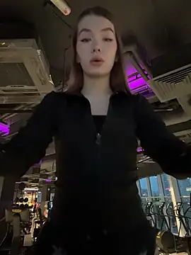Risky Mia69 online show from April 18, 2026, 4:42 pm