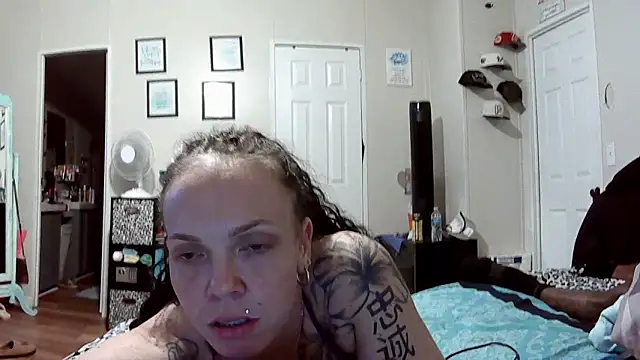 TheDmonuDesire online show from May 4, 2026, 4:38 am