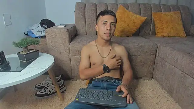 LeoVargasHot online show from April 24, 2026, 5:53 am