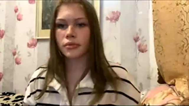 Snapshot of OutCan chatting on April 15, 2026, 7:58 pm OutCan online show from April 15, 2026, 7:58 pm