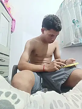 curious straight guy online show from June 8, 2026, 6:19 pm