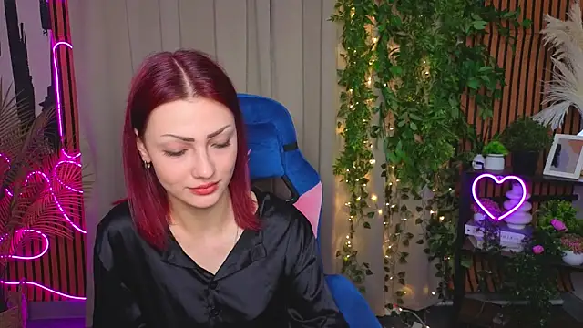 CarolynReeves online show from April 15, 2026, 10:10 am