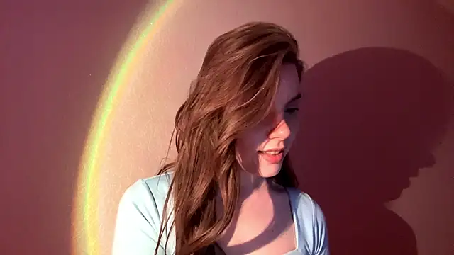 LeishaRocher online show from April 14, 2026, 5:18 pm