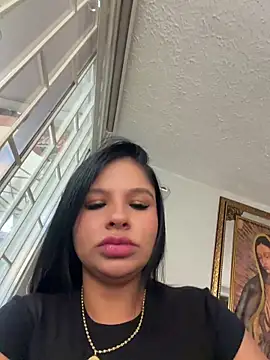 Snapshot of Elara_Luxe chatting on July 16, 2026, 9:45 pm Elara Luxe online show from July 16, 2026, 9:45 pm