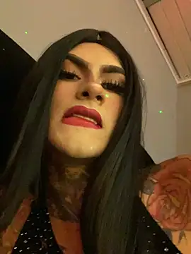 valen lewiiz online show from May 22, 2026, 3:48 am