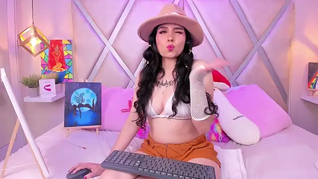 LilithRyder online show from May 15, 2026, 11:03 pm