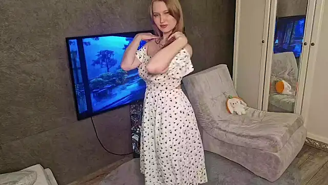 Gloria Smithh online show from May 5, 2026, 4:54 pm