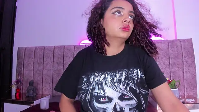 Snapshot of Dahlia_rossee chatting on June 14, 2026, 2:24 am Dahlia rossee online show from June 14, 2026, 2:24 am