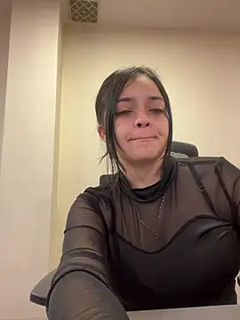 Selene  Ferrer online show from June 3, 2026, 1:23 pm