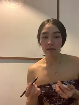 NickieCute- online show from April 24, 2026, 9:17 pm