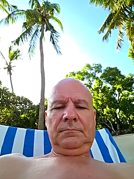 Snapshot of mannohmann5 chatting on June 12, 2026, 1:31 pm mannohmann5 online show from June 12, 2026, 1:31 pm