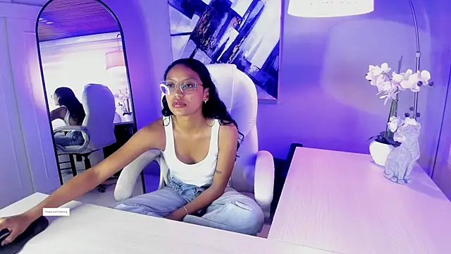 miel ambar online show from May 11, 2026, 1:23 pm