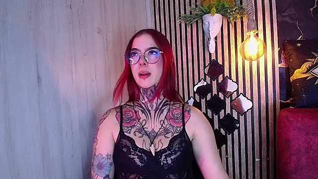 Atenea Red online show from May 15, 2026, 8:29 pm