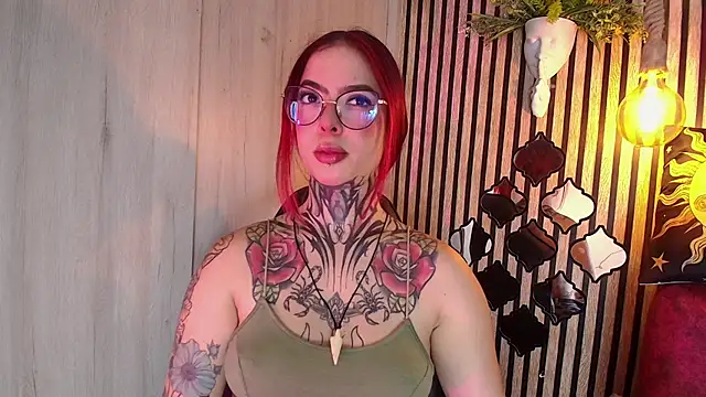 Atenea Red online show from May 16, 2026, 9:58 pm