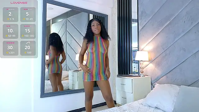 AriaDrake online show from April 17, 2026, 7:49 pm