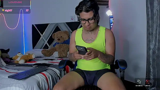 winniepooh 69 online show from April 22, 2026, 9:32 pm