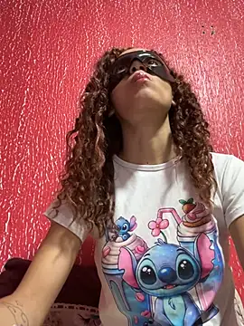 gabrielasausa30 online show from May 6, 2026, 1:09 am