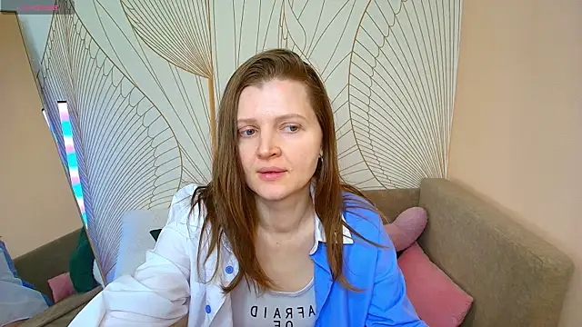 Liza  Evans online show from April 24, 2026, 2:02 am
