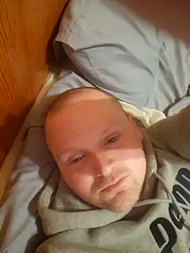 P4YNE online show from April 18, 2026, 7:22 am