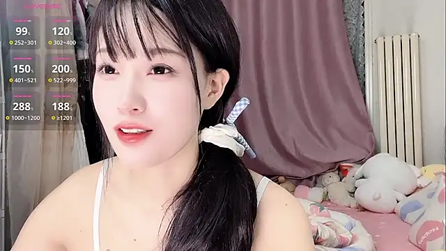 Celestia-KOKO online show from May 3, 2026, 4:21 pm