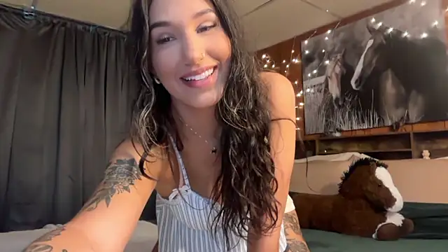 Snapshot of ella2sweet chatting on June 12, 2026, 1:09 pm ella2sweet online show from June 12, 2026, 1:09 pm