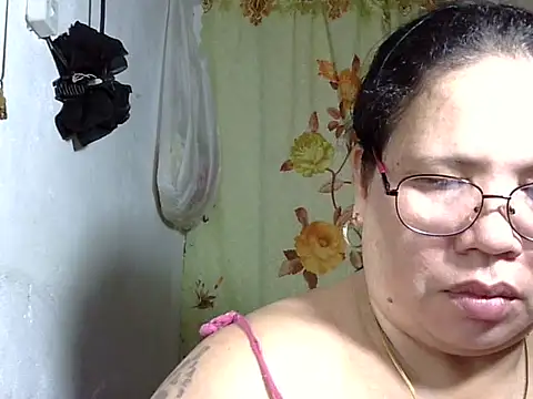HottyCurlyPeanut online show from May 23, 2026, 7:51 am