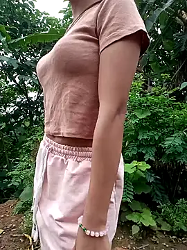 Elena Mia online show from May 8, 2026, 10:08 am