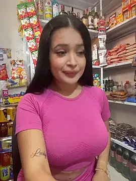 Snapshot of Sara_fun chatting on February 17, 2026, 3:53 pm Sara fun online show from February 17, 2026, 3:53 pm