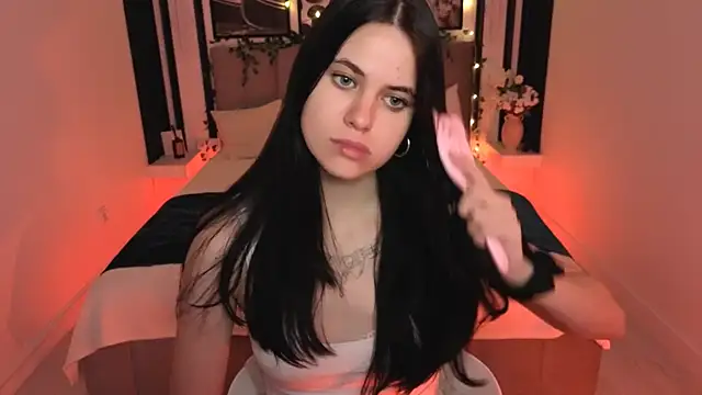  Scarlett Lee  online show from August 1, 2026, 1:31 pm