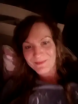 AnnieNet online show from April 20, 2026, 8:21 pm