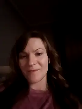 AnnieNet online show from April 18, 2026, 9:04 pm