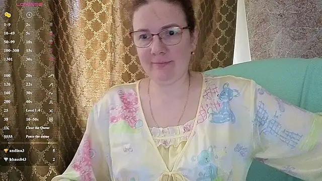 Miss SandraX online show from May 3, 2026, 10:42 am