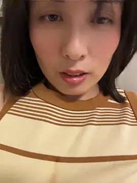 Snapshot of Faye-baby chatting on June 1, 2026, 2:50 pm Faye-baby online show from June 1, 2026, 2:50 pm