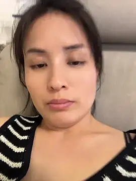 Snapshot of Faye-baby chatting on May 24, 2026, 11:43 am Faye-baby online show from May 24, 2026, 11:43 am