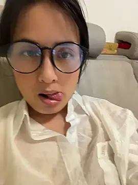 Snapshot of Faye-baby chatting on May 21, 2026, 3:09 pm Faye-baby online show from May 21, 2026, 3:09 pm