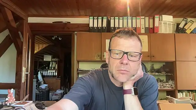 o florian o1 online show from May 18, 2026, 5:13 am