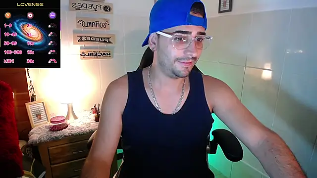 Snapshot of andders_ chatting on May 8, 2026, 12:58 am andders online show from May 8, 2026, 12:58 am
