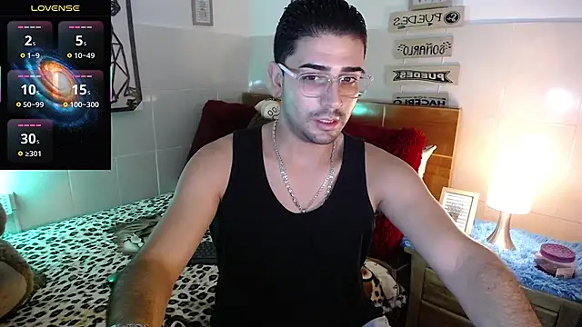 Snapshot of andders_ chatting on June 5, 2026, 1:54 am andders online show from June 5, 2026, 1:54 am