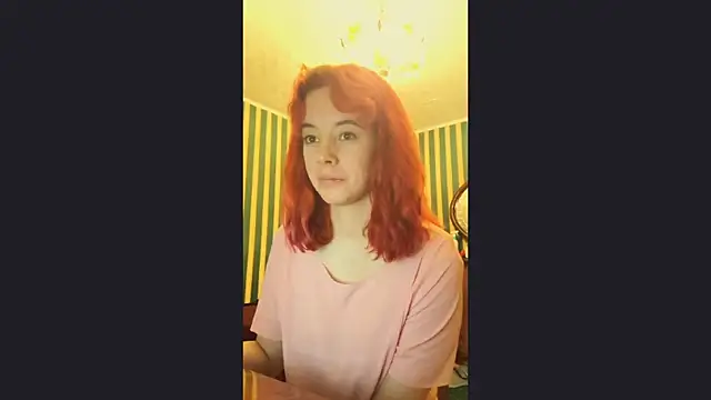 amberrrdolll  online show from May 4, 2026, 10:56 pm